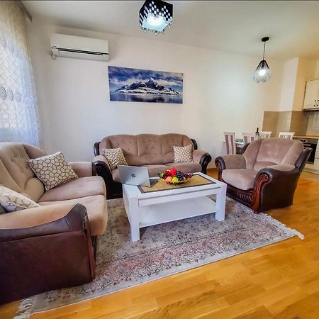 Gran Premium Apartment พอดโกริกา ภายนอก รูปภาพ